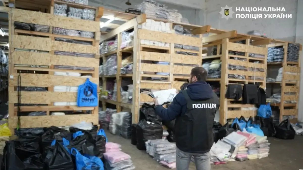 Гумпомощь на 57 миллионов: в Одессе взяли под стражу бывшего таможенника
