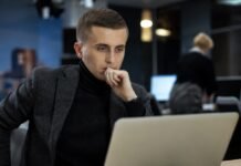 Расследование УП в Вене завершилось арестом: Ткача взяли под стражу, оператор пропал