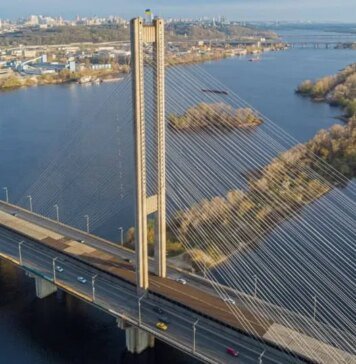 Атака на Южный мост: в Киеве изменили схему движения авто и поездов «зеленой» линии метро