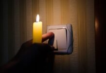 До 20 часов без света: Одессу назвали среди городов с повышенным риском