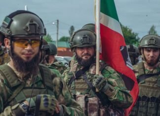 Боевые школьные автобусы: как российские войска используют гражданскую технику в своих целях