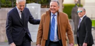Есть договоренность о трехсторонней встрече президентов: что сказал Уиткофф о переговорах с Путиным