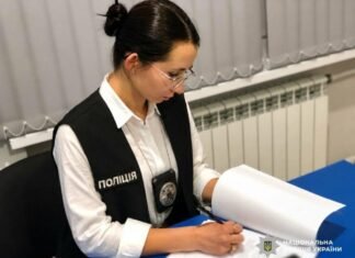 Младенец умер от голода: в Одесской области начальницу Службы по делам детей подозревают в халатности