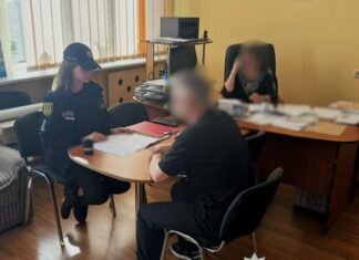 Избиение ученика на уроке информатики: в Одесской области полиция проверяет действия преподавателя