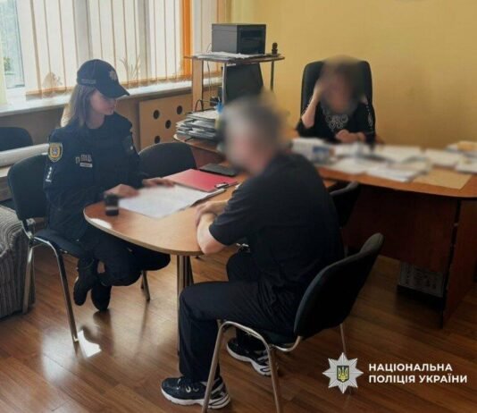 Избиение ученика на уроке информатики: в Одесской области полиция проверяет действия преподавателя