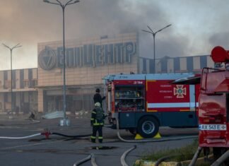 «Тотальное уничтожение сети»: в «Эпицентре» заявили об ударах по ТЦ в четырех городах