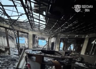 Здание сгорело дотла: последствия атаки на Одесскую область 22 октября