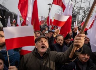 РФ разжигает вражду между поляками и украинцами в перед Днем независимости Польши, — ЦПД