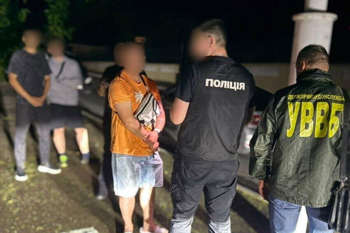 Фальшивые документы моряка за $6000: в Одесской области разоблачили схему выезда мужчин за границу