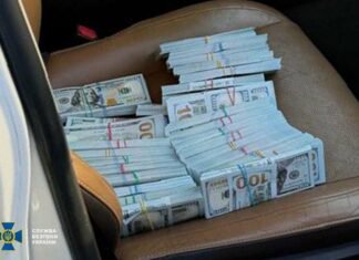 В Одессе адвокат требовал $315 тысяч за решение проблем с законом