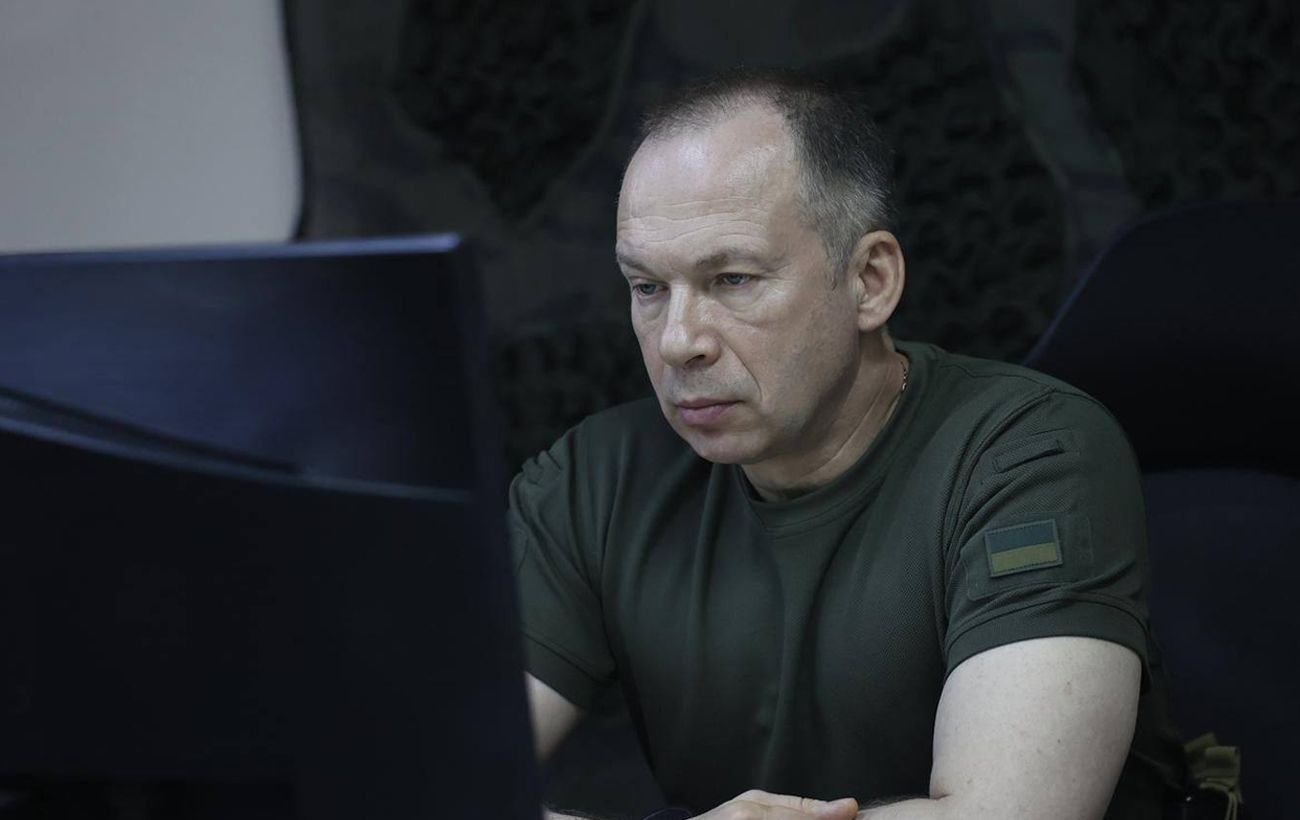 Конфликт с Федоровым, эволюция войны и новые тактики: главное из интервью Сырского