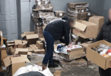 Нелегальный табак на «Новом» и «Киевском» рынках в Одессе: как действовала схема