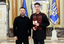 Учитель из Одессы получил звание от Зеленского: кто стал «Заслуженным учителем Украины»