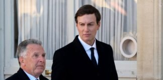 США «деликатно» говорят о Донбассе, а удары по НПЗ просят прекратить, — источник