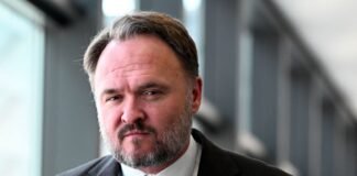 Цены на топливо в ЕС «взлетели к небесам» и останутся высокими в 2027 году, — еврокомиссар