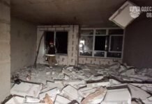 Россияне атаковали две многоэтажки в Одессе: повреждены квартиры на 17-м и 15-м этаже