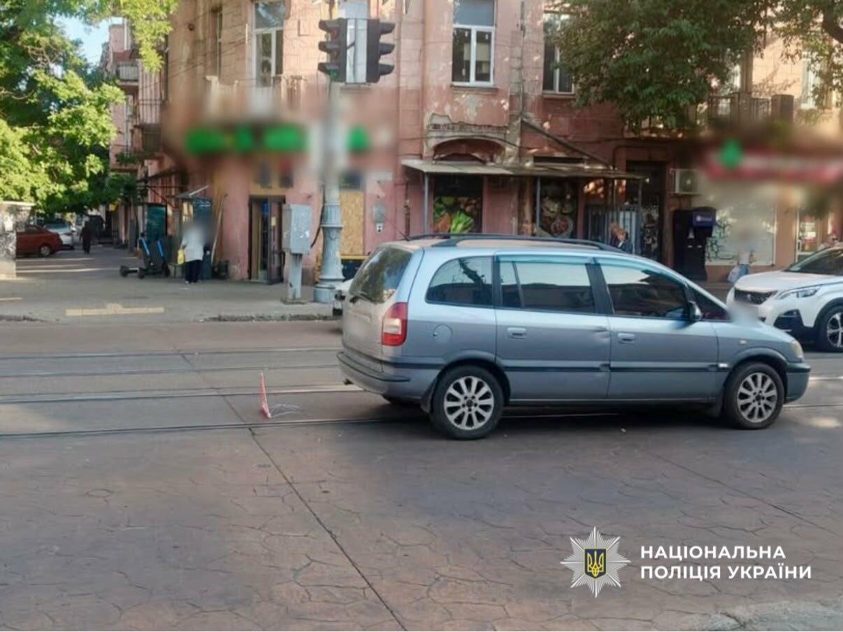 ДТП на Большой Арнаутской: в Одессе автомобиль сбил женщину на пешеходном переходе