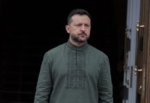 Действия США похожи на попытку заставить Украину сдаться России, — Зеленский